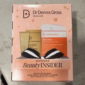 Dr Dennis Gross Skincare Kit. Travel sizes.